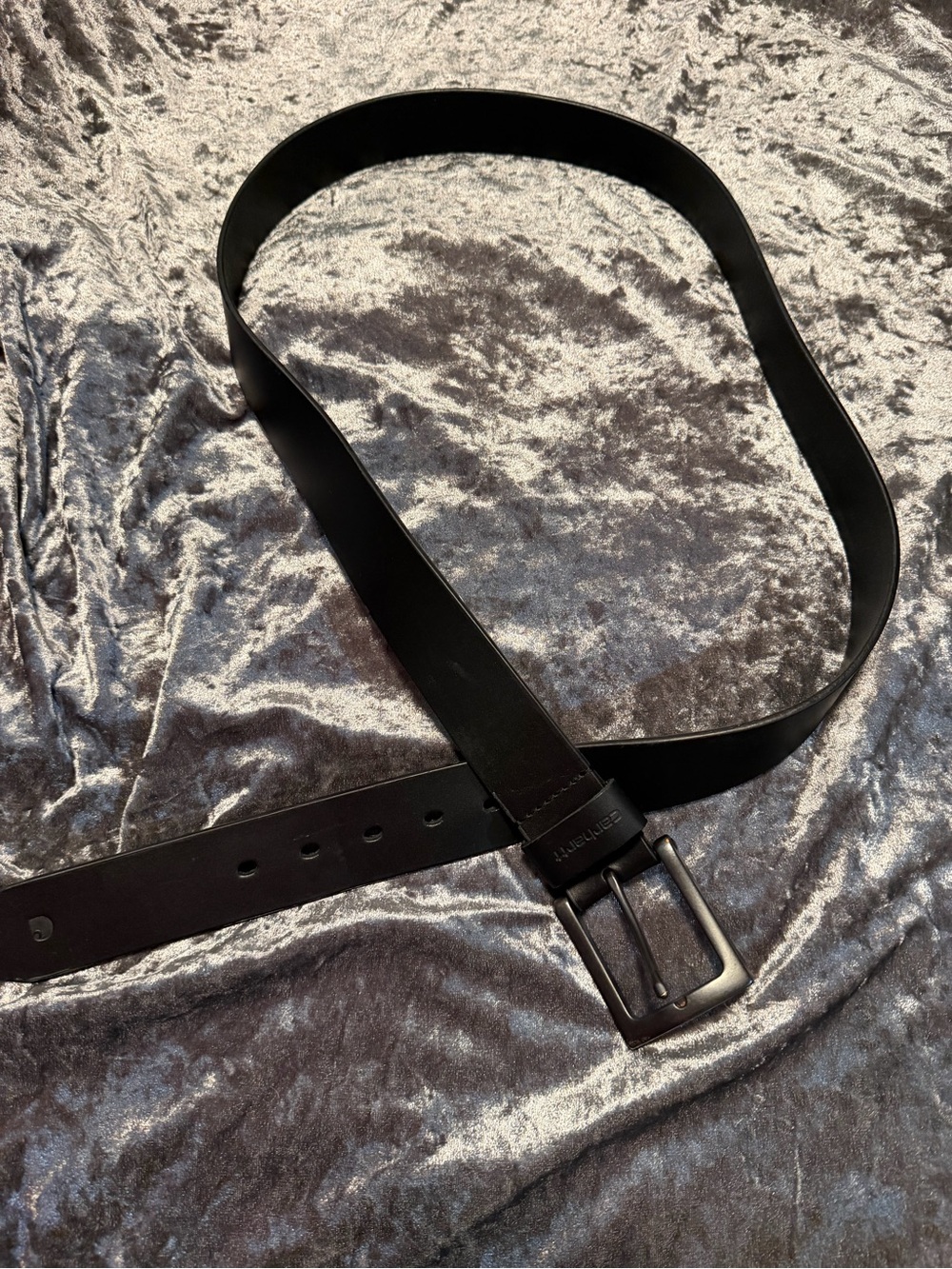 Carhartt Black Leather Men’s Belt with Matte Black Buckle
